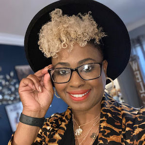 Meet your Posher, Jadea